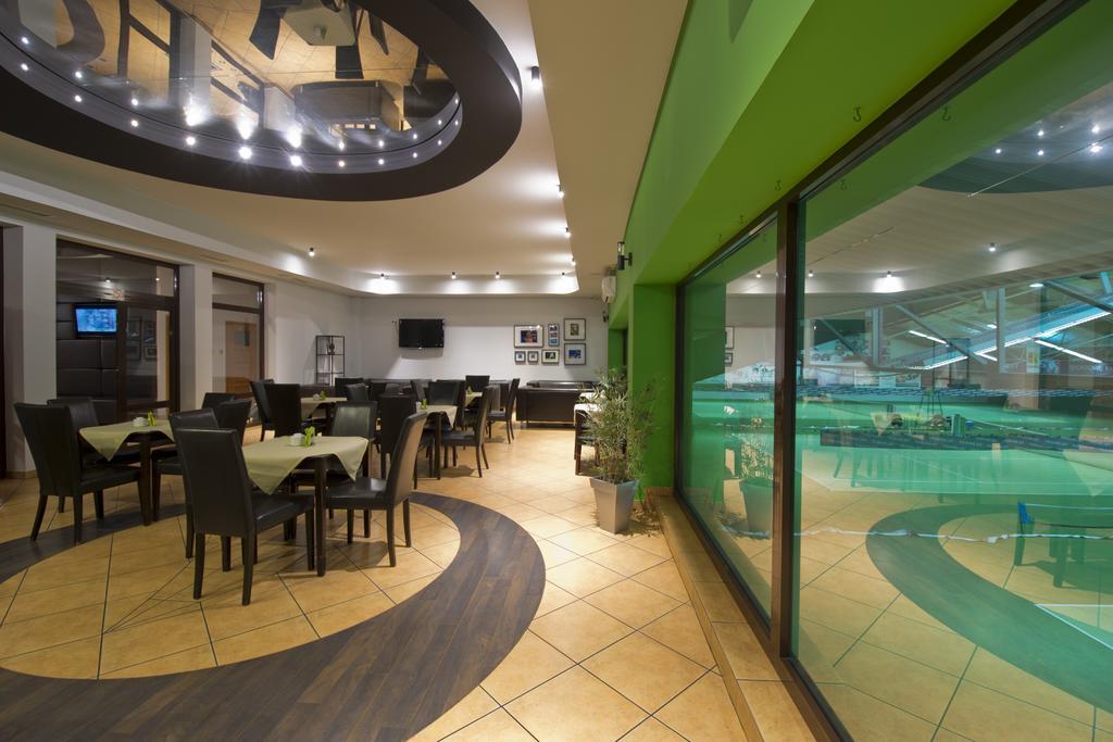 Hotel Centrum ビィドゴシュチュ エクステリア 写真